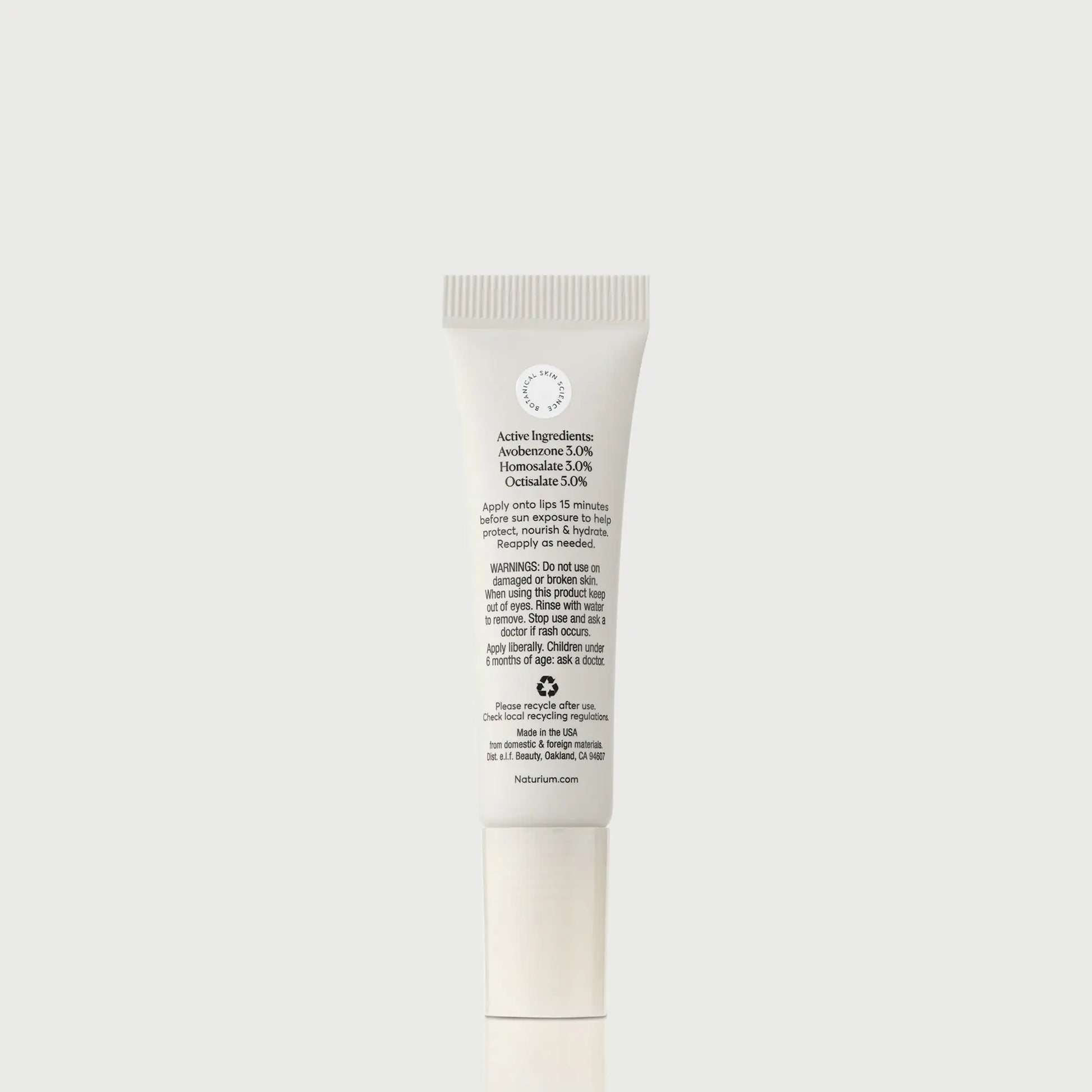phyto-glow-lip-balm-spf-45-clear-k2 NATR-10124_PhytoGlow_SPF_Clear_primary_capon_back_bonebkgd_1.webp