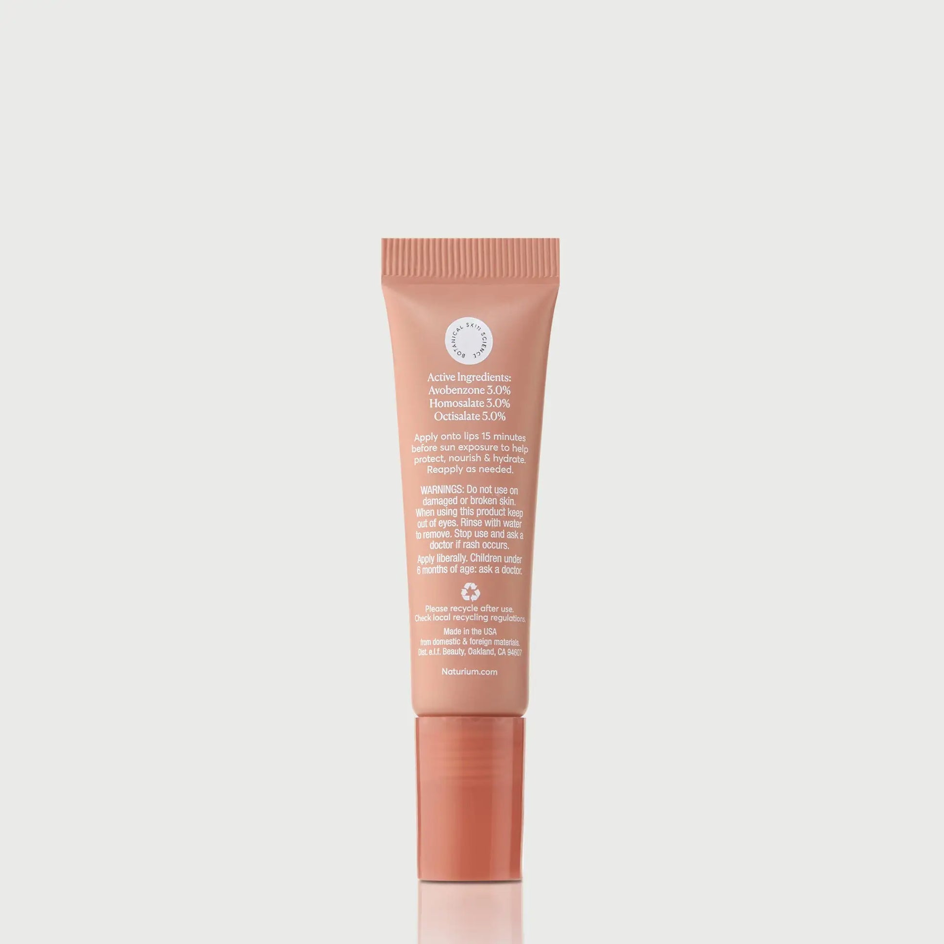 phyto-glow-lip-balm-spf-45-getaway-e1 NATR-10126_PhytoGlow_SPF_Getaway_primary_capon_back_bonebkgd_1.webp
